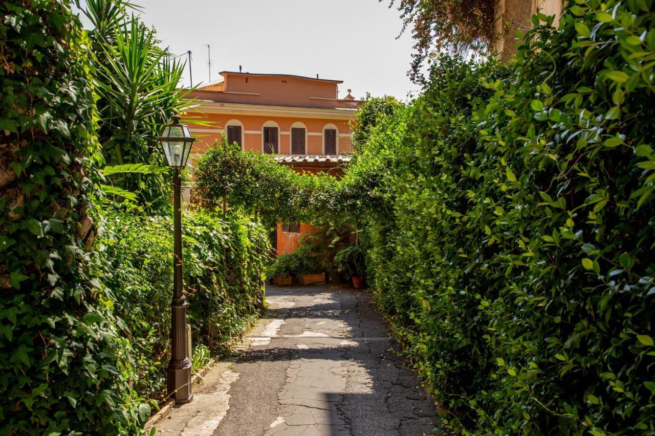 Apartment Daplace - Terenzia Rom